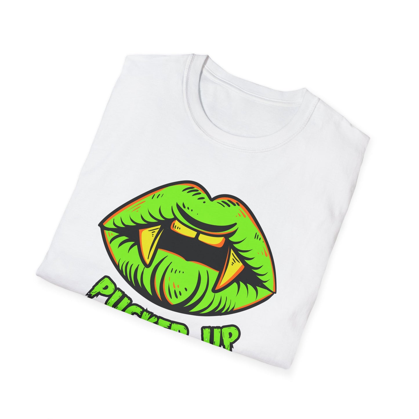 Pucker Up - T-Shirt